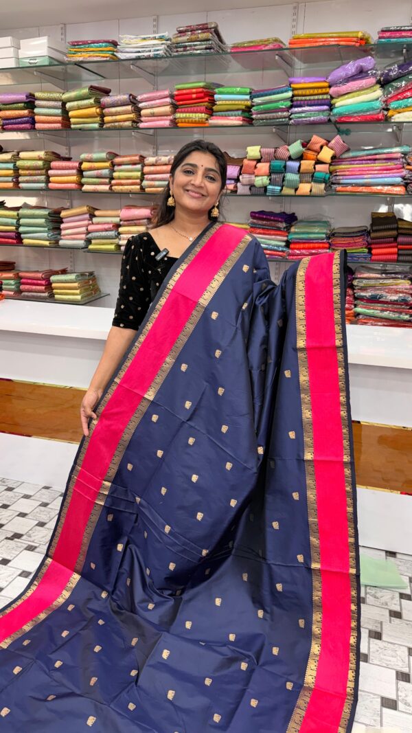 Banarasi Gap Border saree