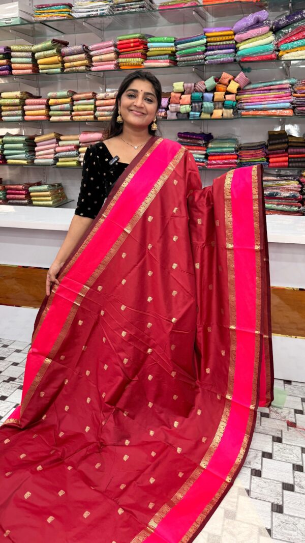 Banarasi Gap Border saree